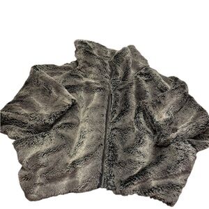 Obakki Cozy Faux Fur Jacket